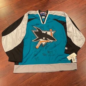 San Jose Sharks team autographed jersey